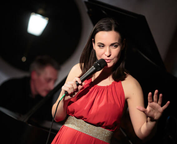 Nina Strnad - Glasba mora imeti srce - predogled
