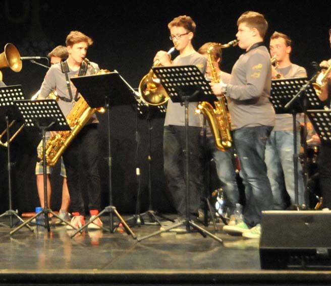 Mladinski orkester Jazz Ravne in mladinski zbor JAMzi KD ISC Zmaj